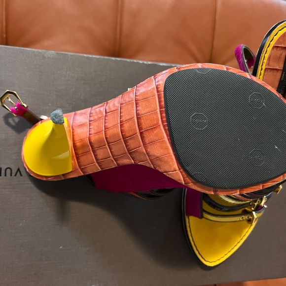 Louis Vuitton shoes, size 37.5, Yellow/pink/brown - Picture 5 of 5